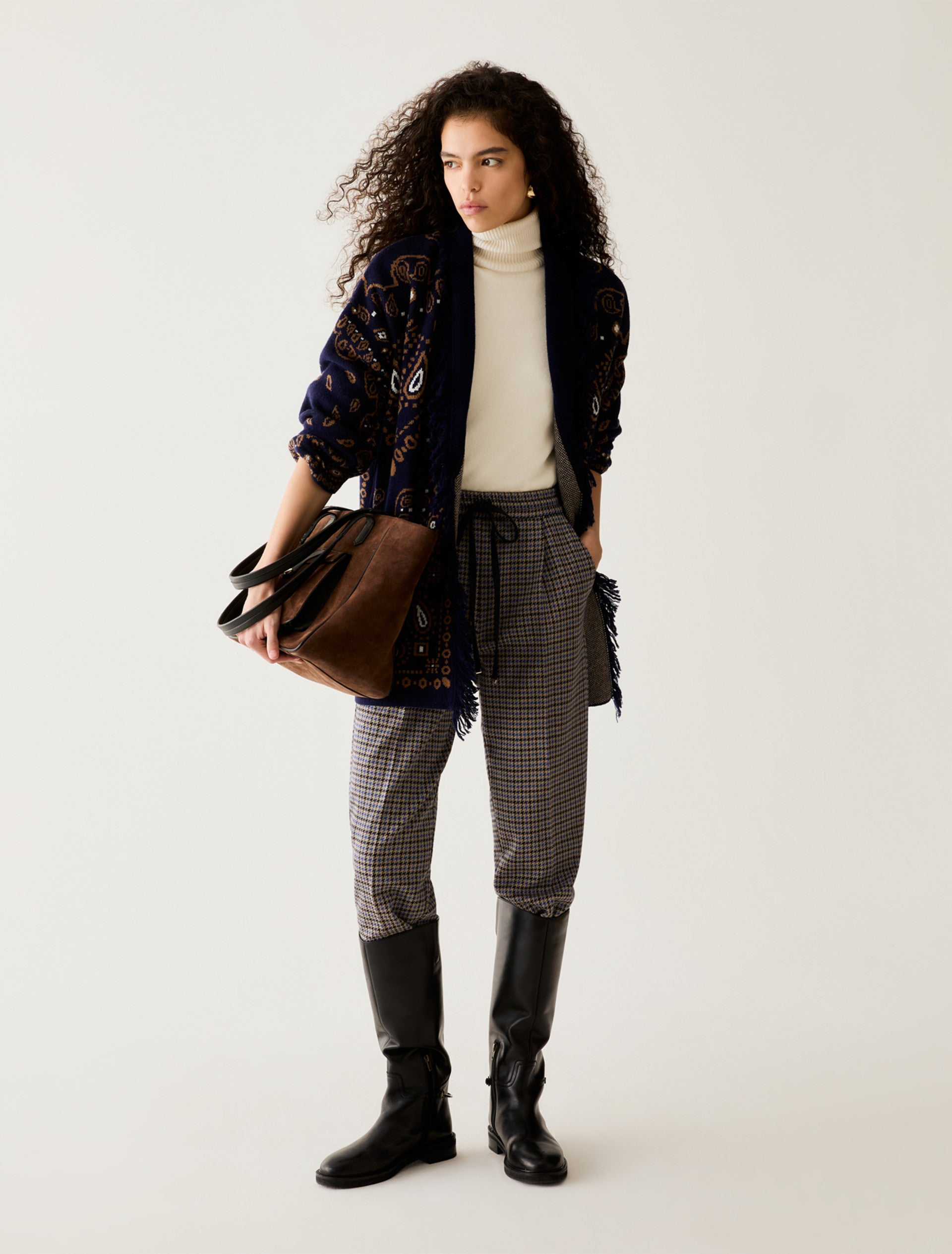 https://cdn.shopify.com/s/files/1/0368/5521/8235/files/AW26_PENNYBLACK_PBJSESAMO_OFFICIAL_05.jpg