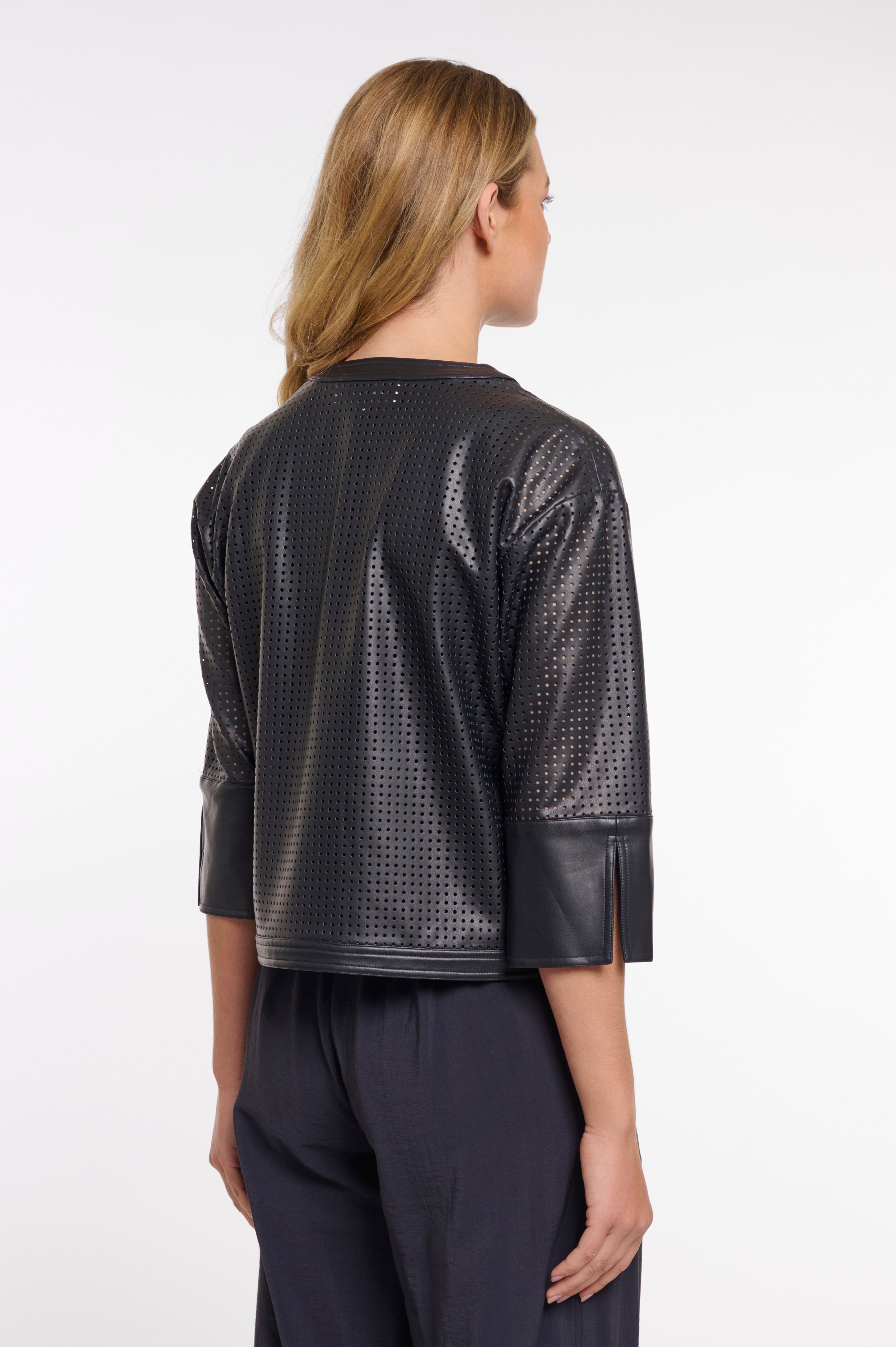 https://images.leder-international.becosoft.net/articles/Abou.7502621_Dark-Navy_03.jpg