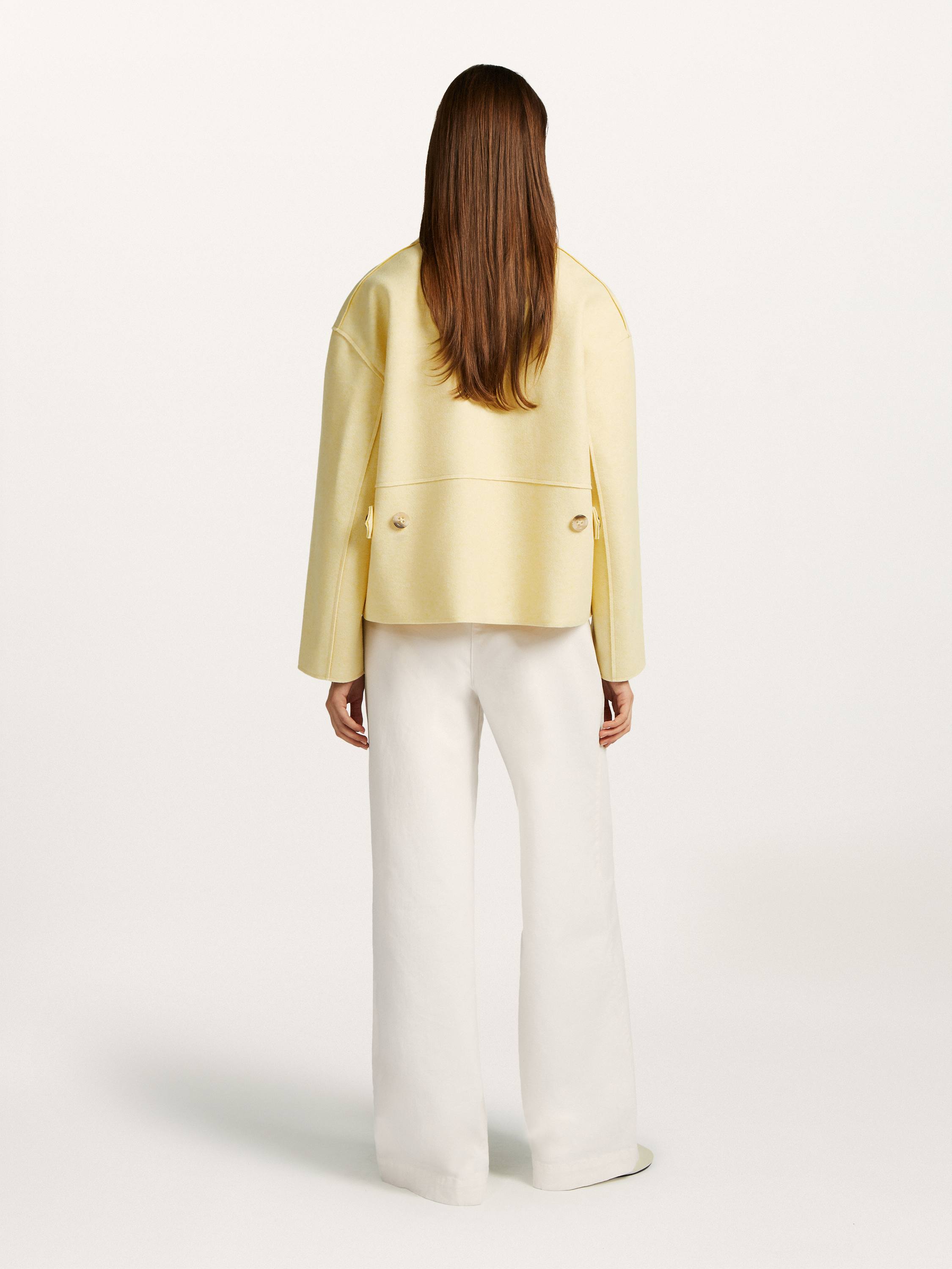 https://beaumont.eu/cdn/shop/files/DOROTHY_jacket_3140_BM_B1.jpg