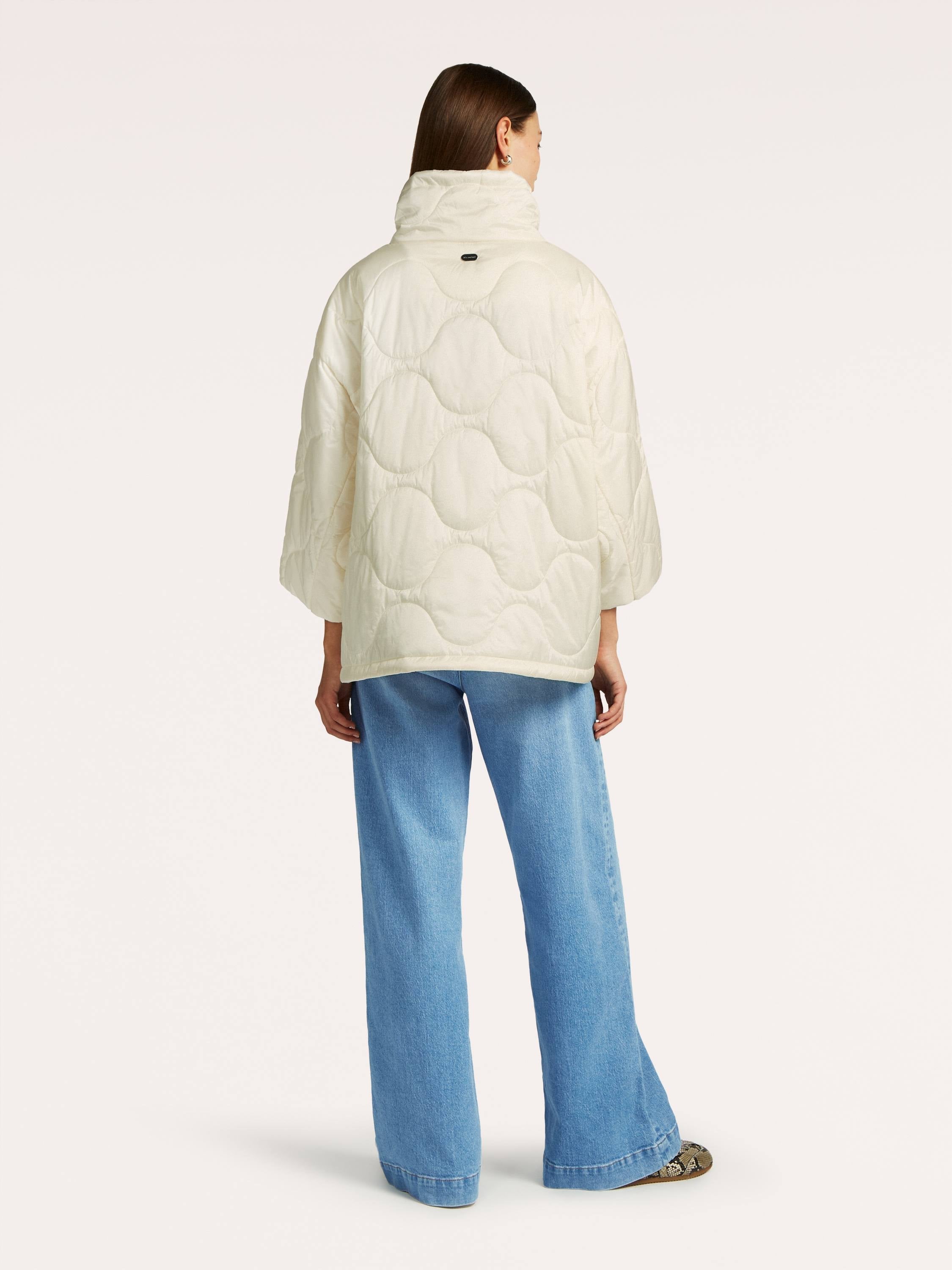 https://beaumont.eu/cdn/shop/files/NOELLE_jacket_2140_BM_B1.jpg
