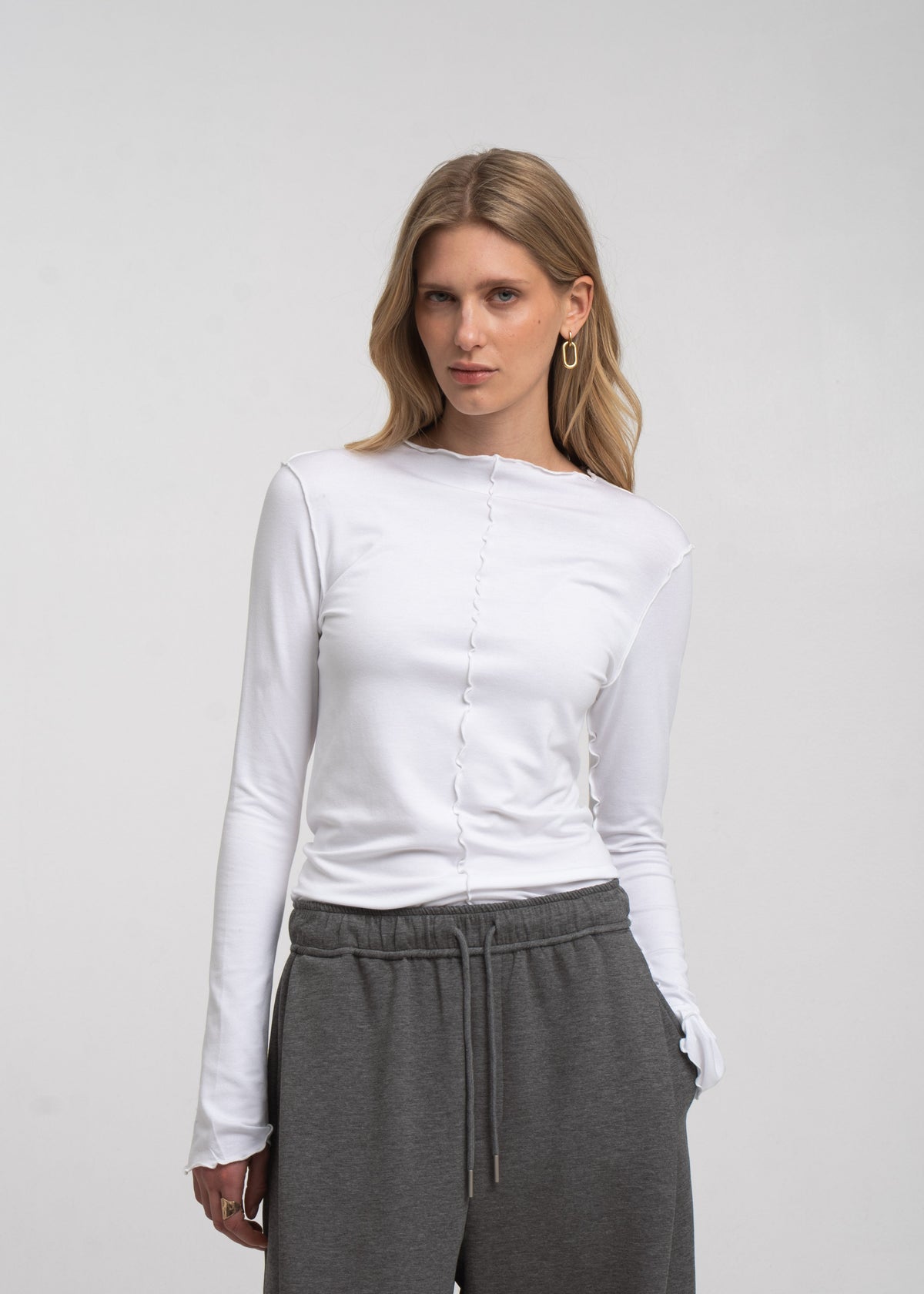 https://cdn.shopify.com/s/files/1/0368/5521/8235/files/jane-lushka-aw26-Janette-P26-001-04.jpg