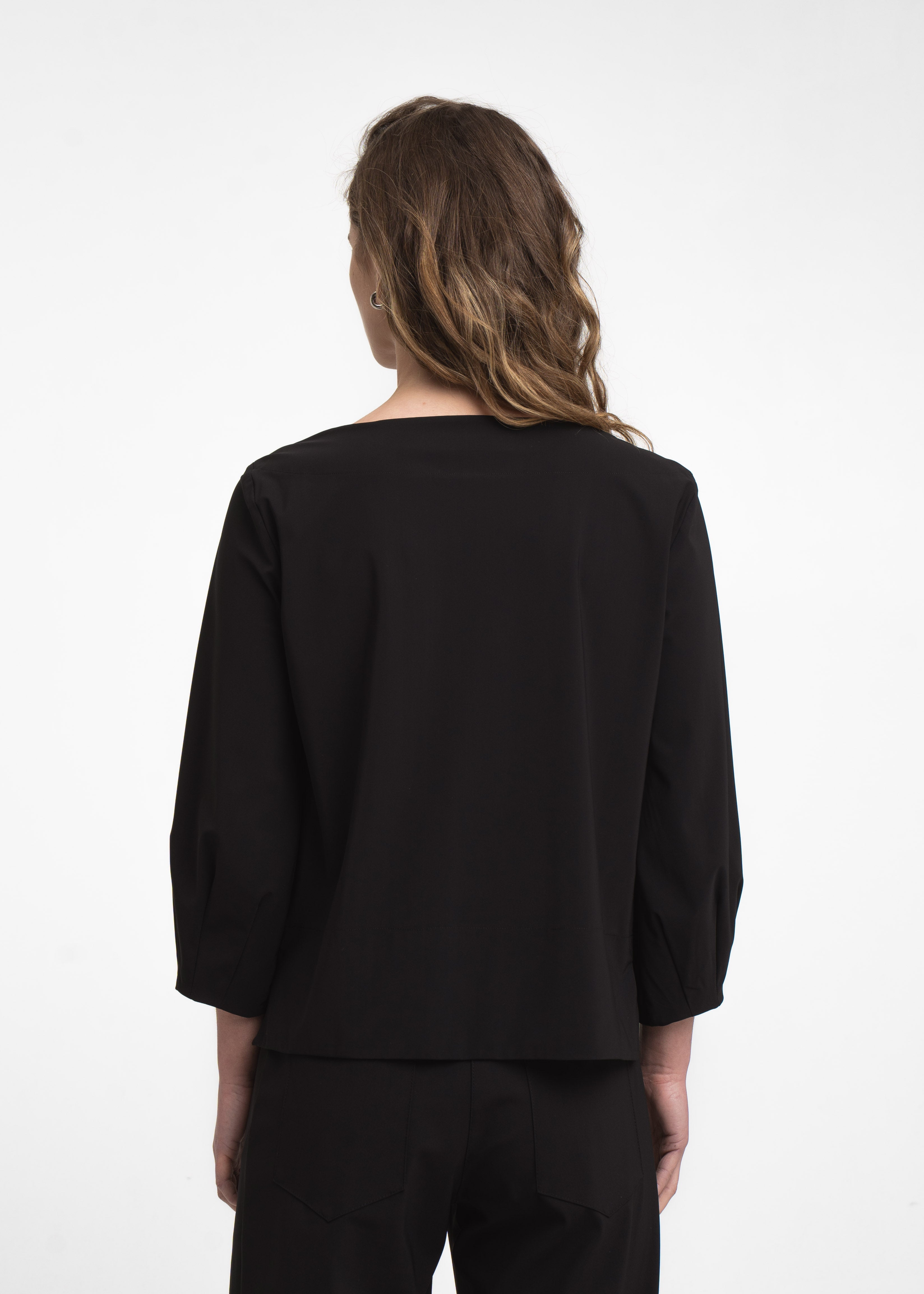 https://cdn.shopify.com/s/files/1/0368/5521/8235/files/jane-lushka-aw26-U62610P30-099-04.jpg