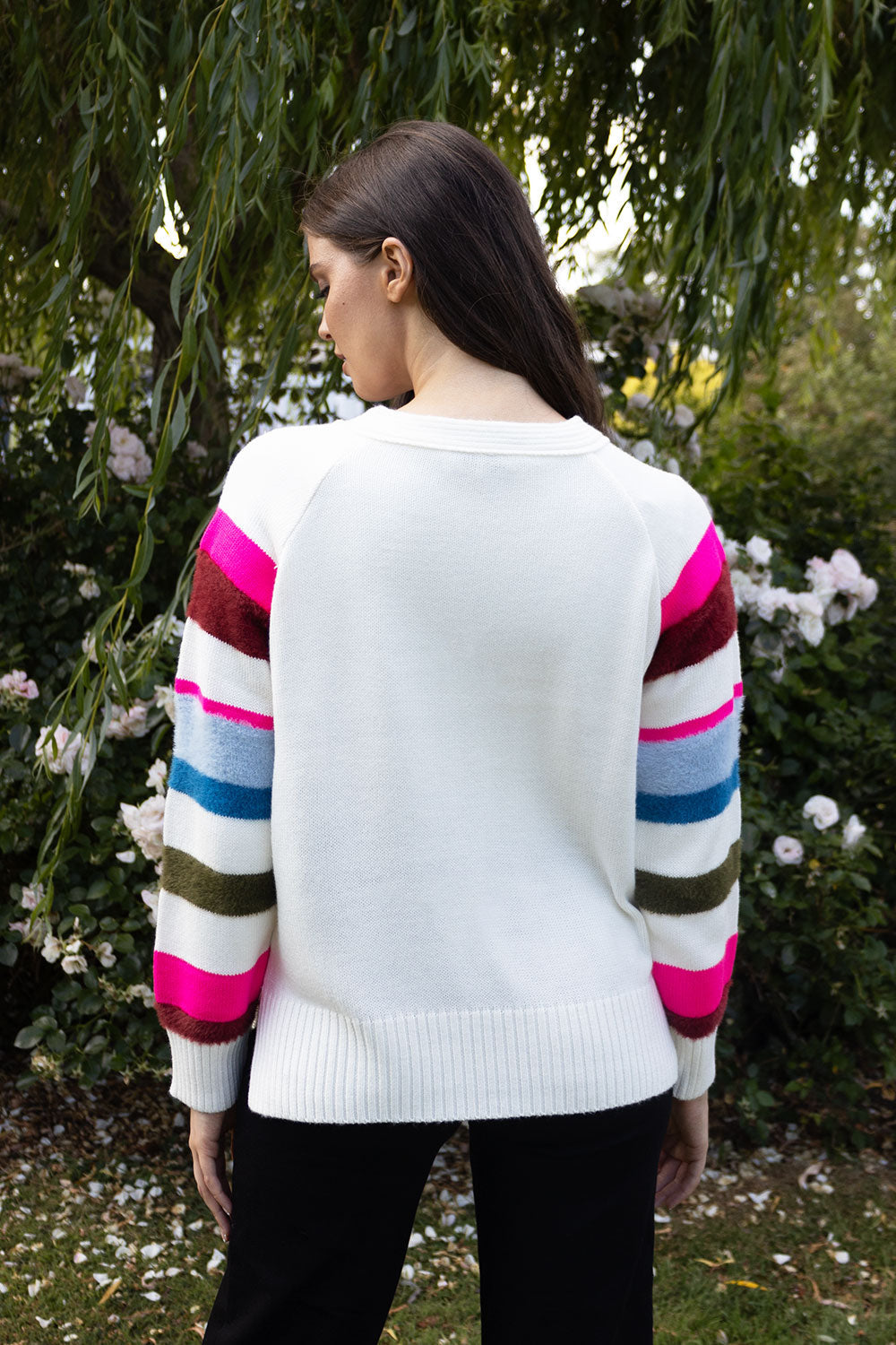 https://cdn.shopify.com/s/files/1/0368/5521/8235/files/olives-no2moro-aw26-kw012-cream-07.jpg