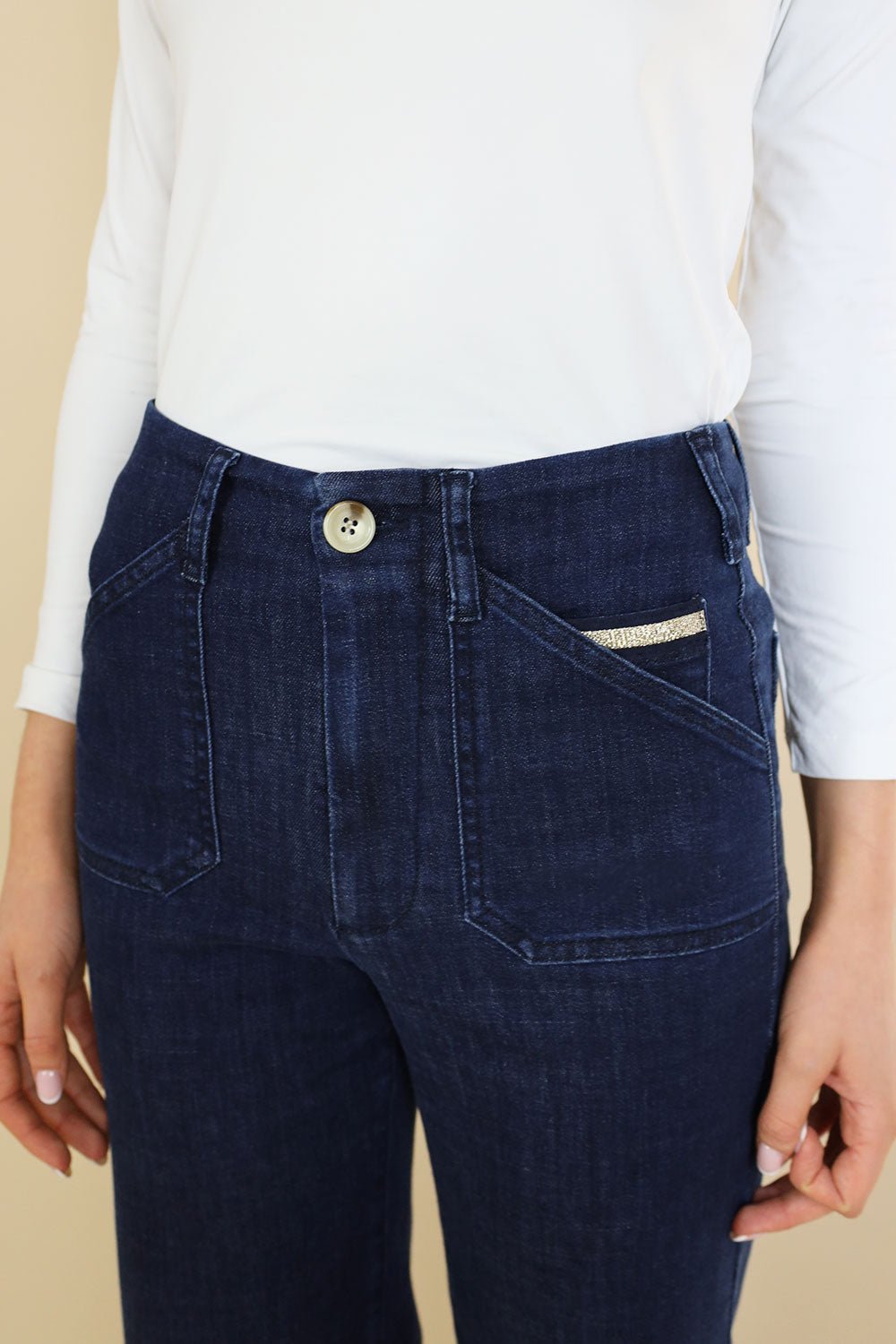 https://cdn.shopify.com/s/files/1/0582/3165/2539/files/toni-wide-leg-denim-trouser-26-leg-1223815.jpg