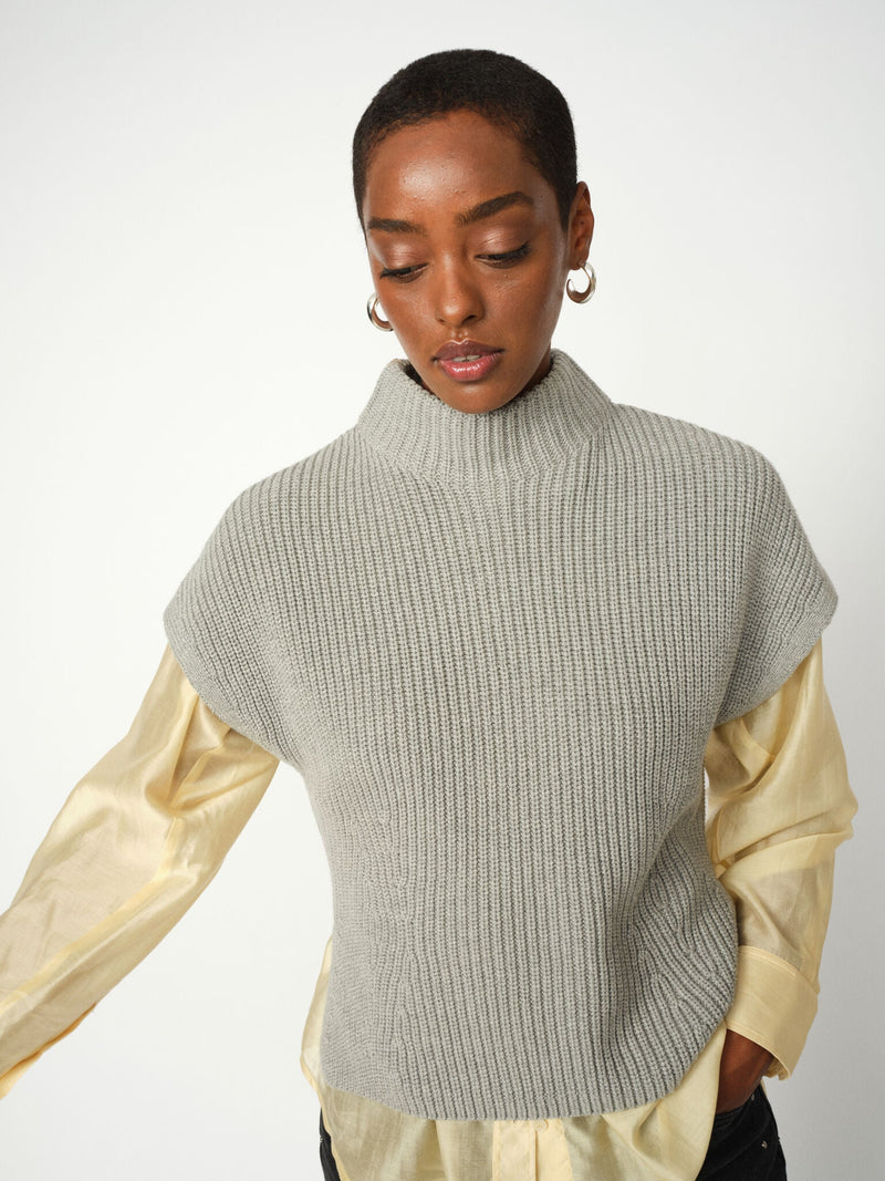 https://mosmosh.com/cdn/shop/files/173450157MMDanikaShearShirtBoulder-172480869MMDaraStudsJeansDarkGreyDenim-173490919MMBiolaBineKnitVestGreyMelange_3.jpg?crop=region&crop_height=%7Bcropheight%7D&crop_left=%7Bcropleft%7D&crop_top=%7Bcroptop%7D&crop_width=%7Bcropwidth%7D&height=%7Bheight%7D&v=1751377597&width=%7Bwidth%7D