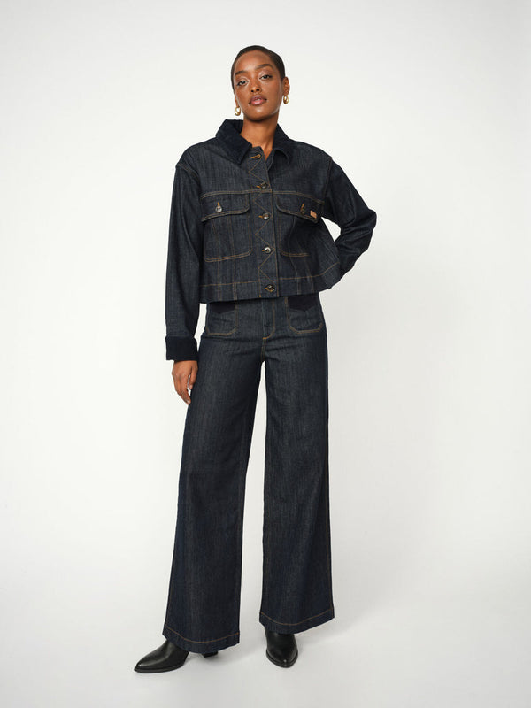 https://mosmosh.com/cdn/shop/files/174580447MMPenneDawJacketDarkBlue-174540447MMColetteDawJeansDarkBlue.jpg?crop=region&crop_height=2048&crop_left=0&crop_top=0&crop_width=1536&height=1024&v=1751445298&width=768