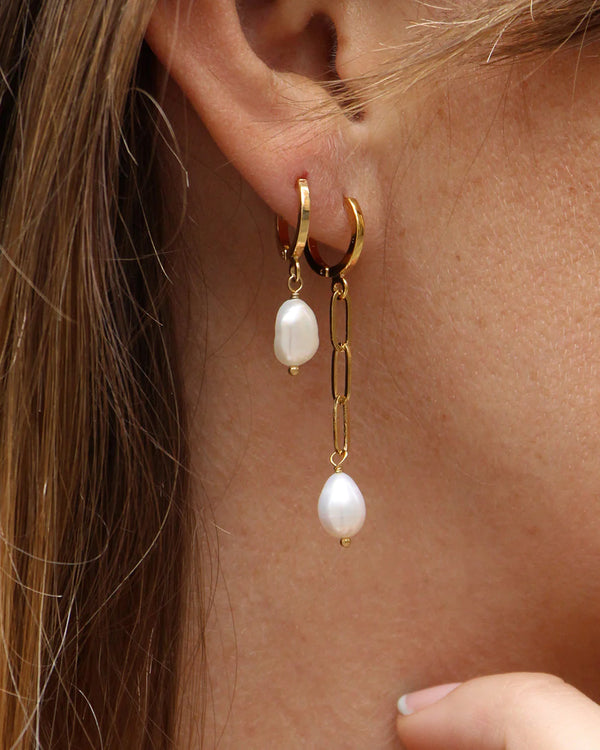 Mini Perla Earrings