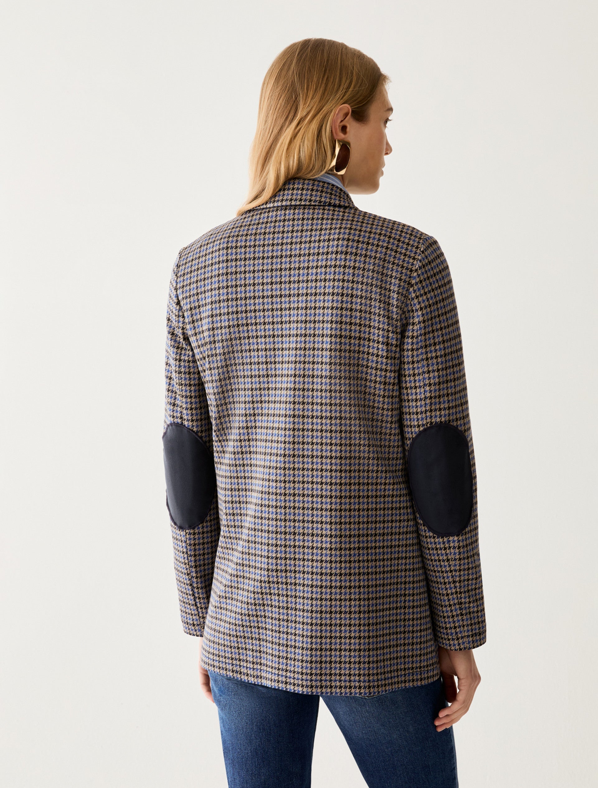https://cdn.shopify.com/s/files/1/0368/5521/8235/files/AW26_PENNYBLACK_PBJPALLORE_OFFICIAL_03.jpg