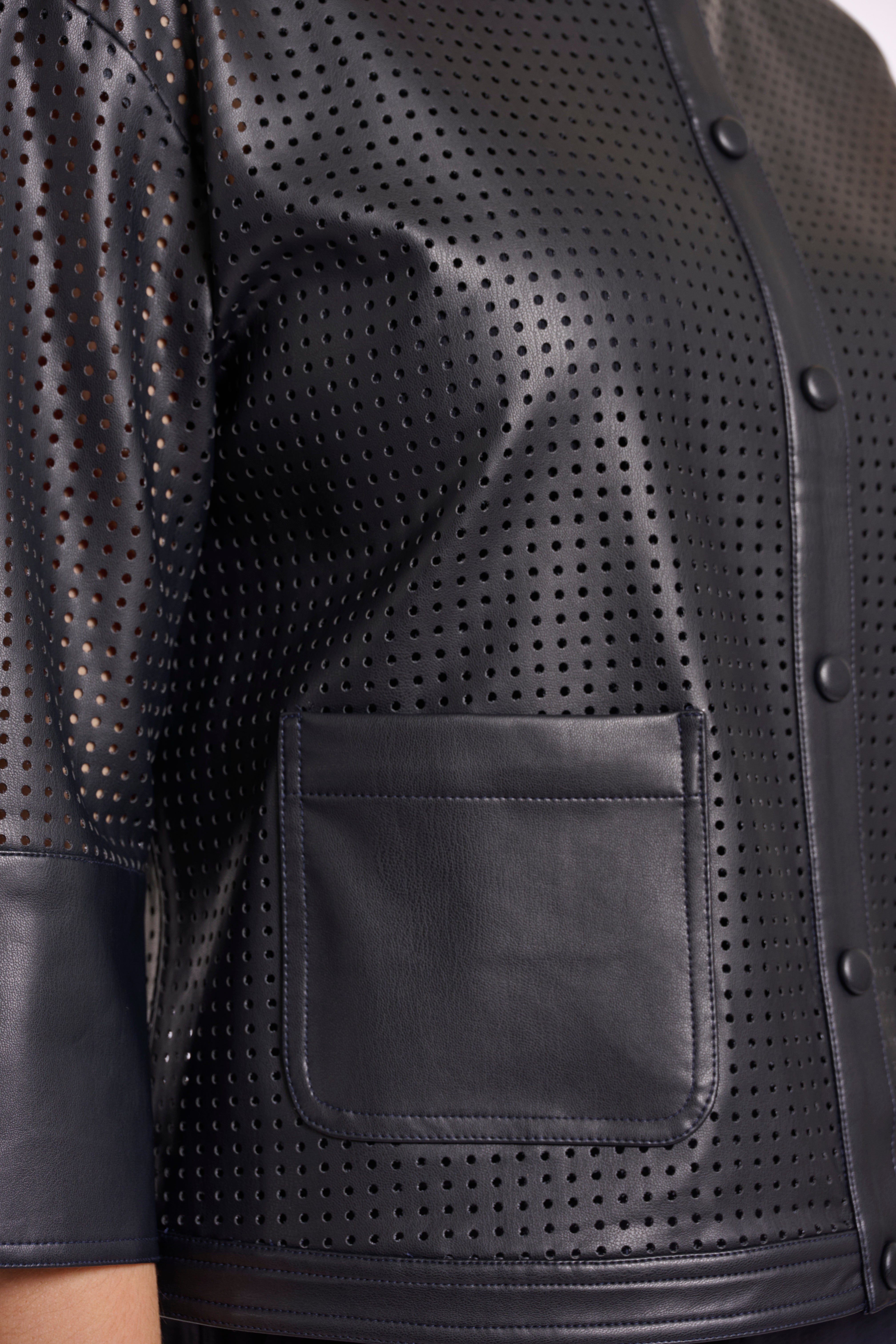 https://images.leder-international.becosoft.net/articles/Abou.7502621_Dark-Navy_02.jpg