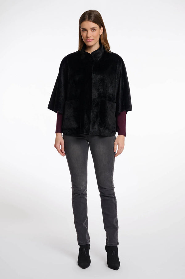 AW25 Rino & Pelle Faux fur cape | Dewi