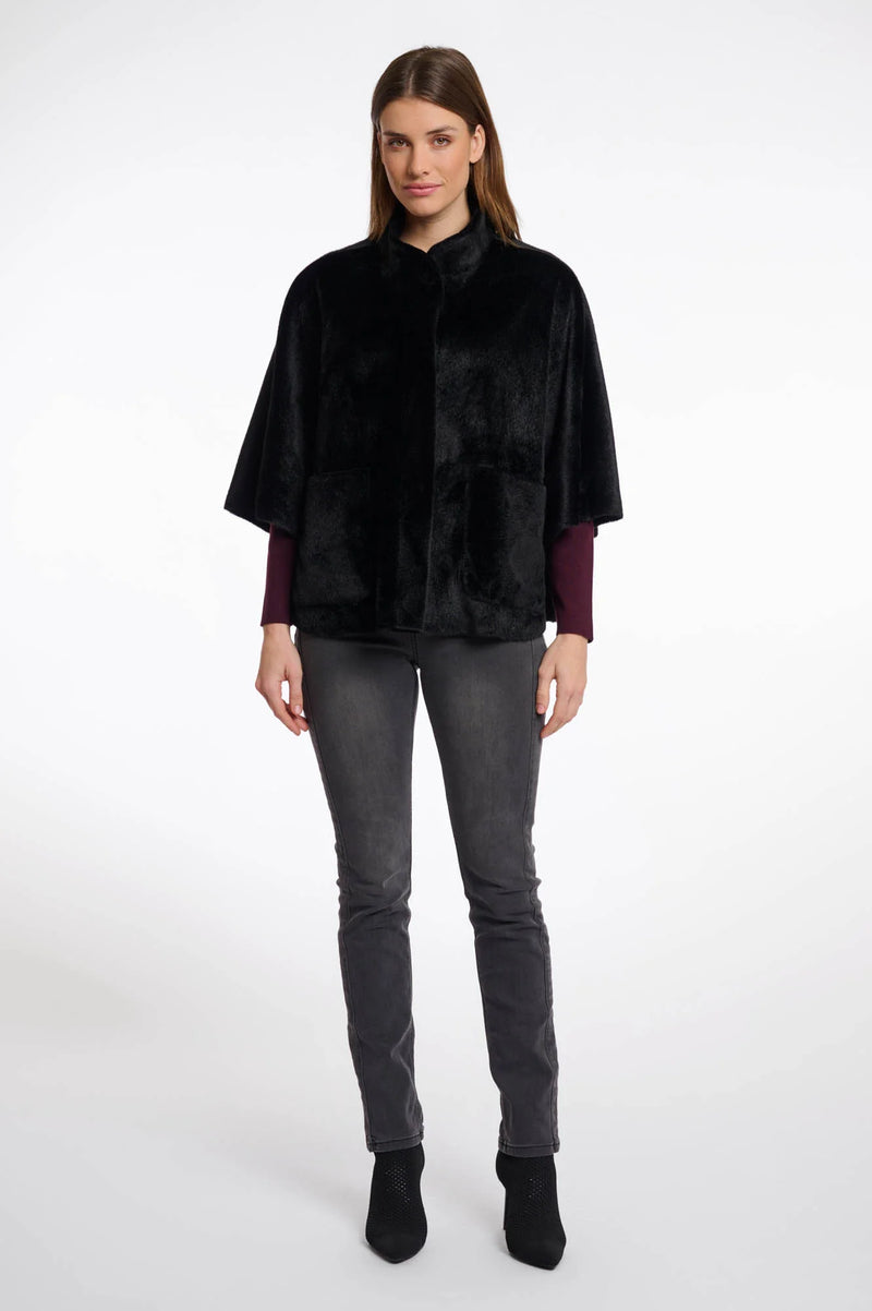 AW25 Rino & Pelle Faux fur cape | Dewi