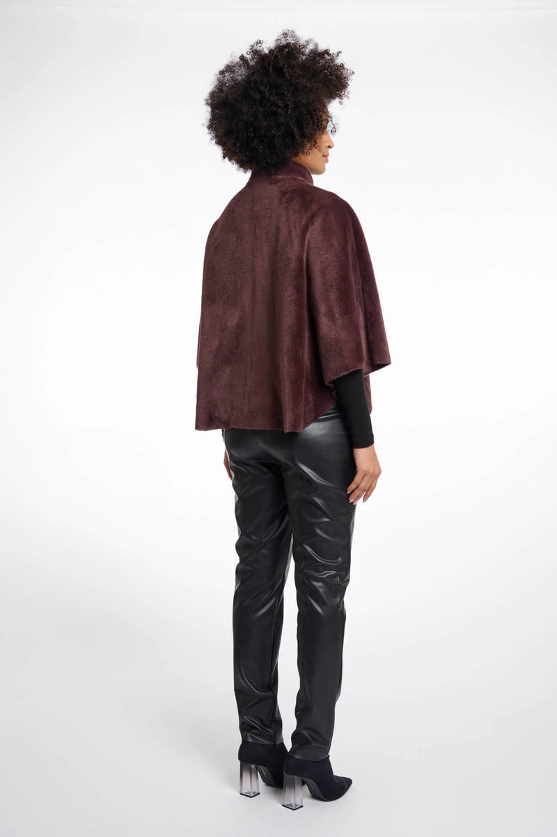 AW25 Rino & Pelle Faux fur cape | Dewi