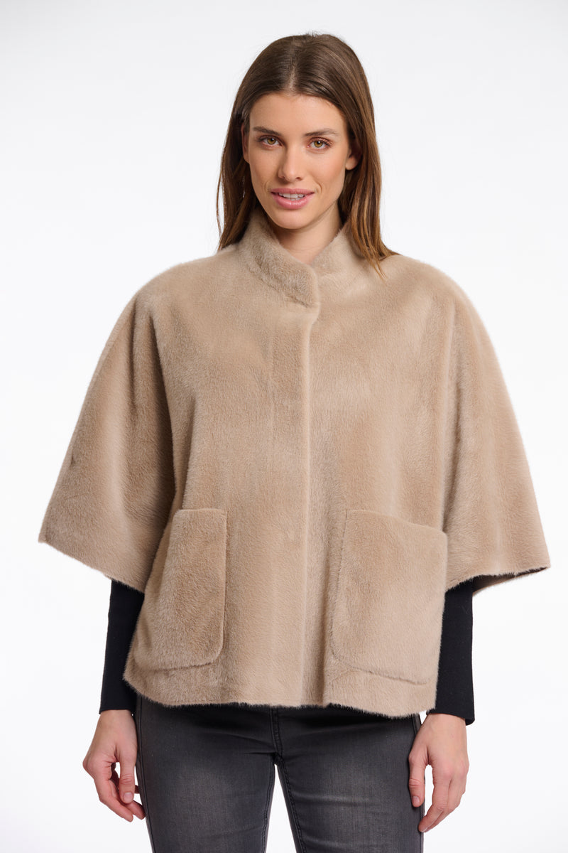 AW25 Rino & Pelle Faux fur cape | Dewi