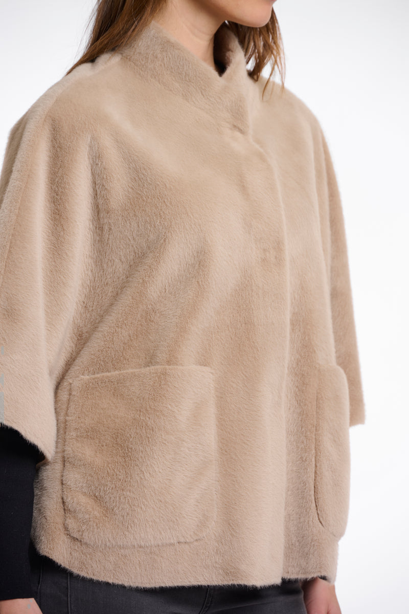 AW25 Rino & Pelle Faux fur cape | Dewi
