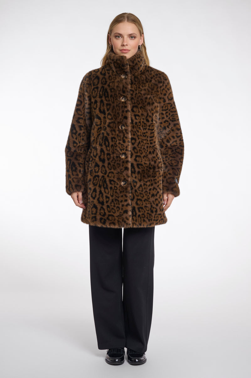 https://images.leder-international.becosoft.net/articles/Nonna.7012511_Leopard_01.jpg
