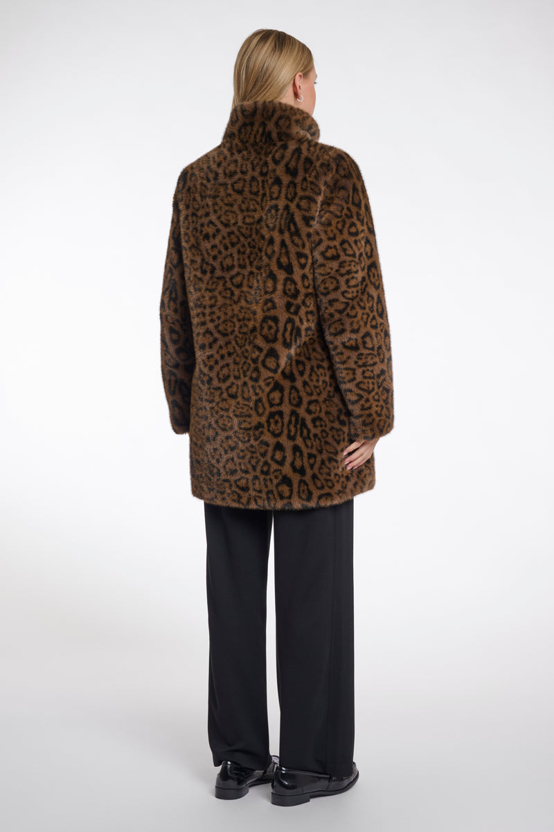 https://images.leder-international.becosoft.net/articles/Nonna.7012511_Leopard_04.jpg