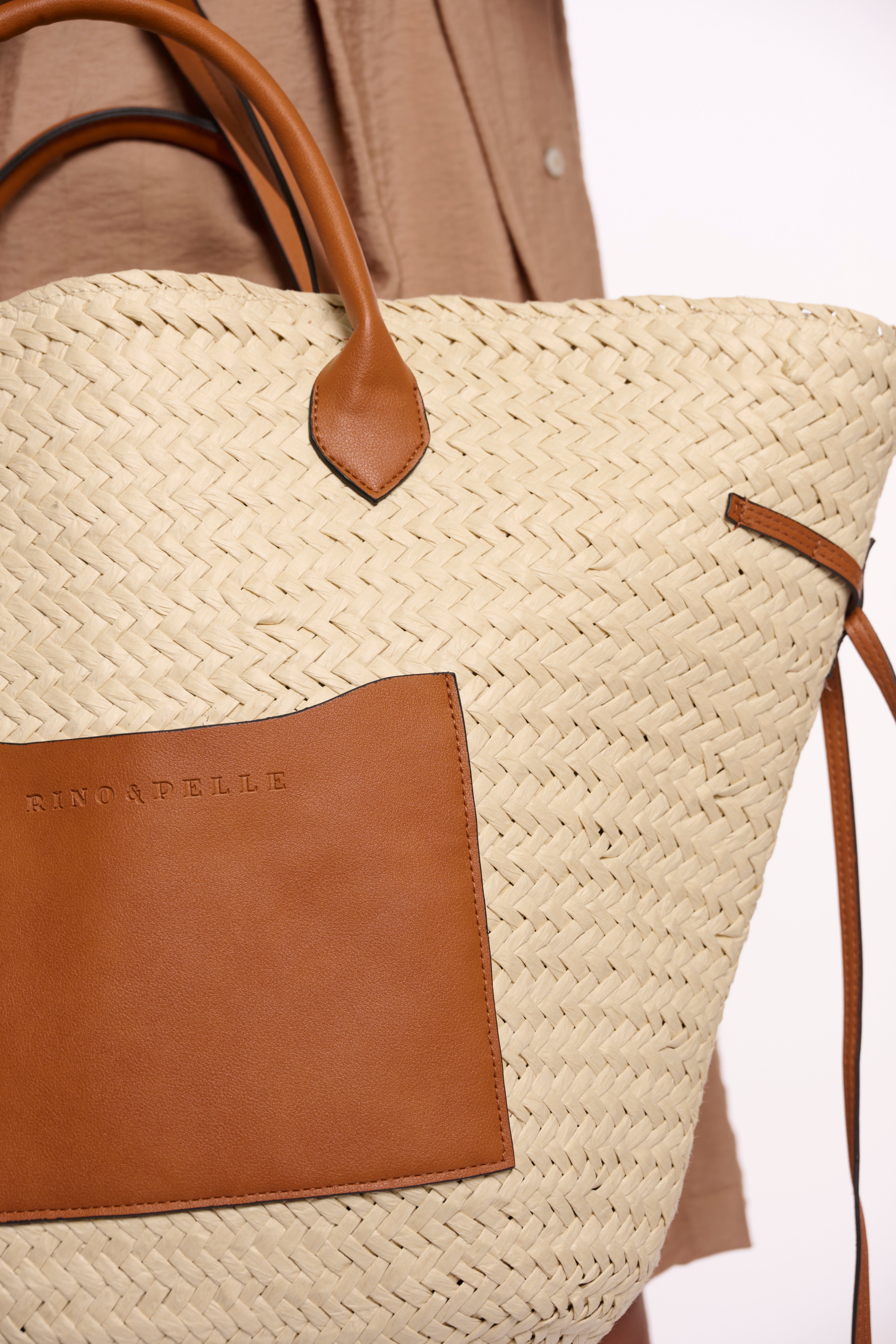 https://images.leder-international.becosoft.net/articles/Saydee.7002621_Beige_03.jpg