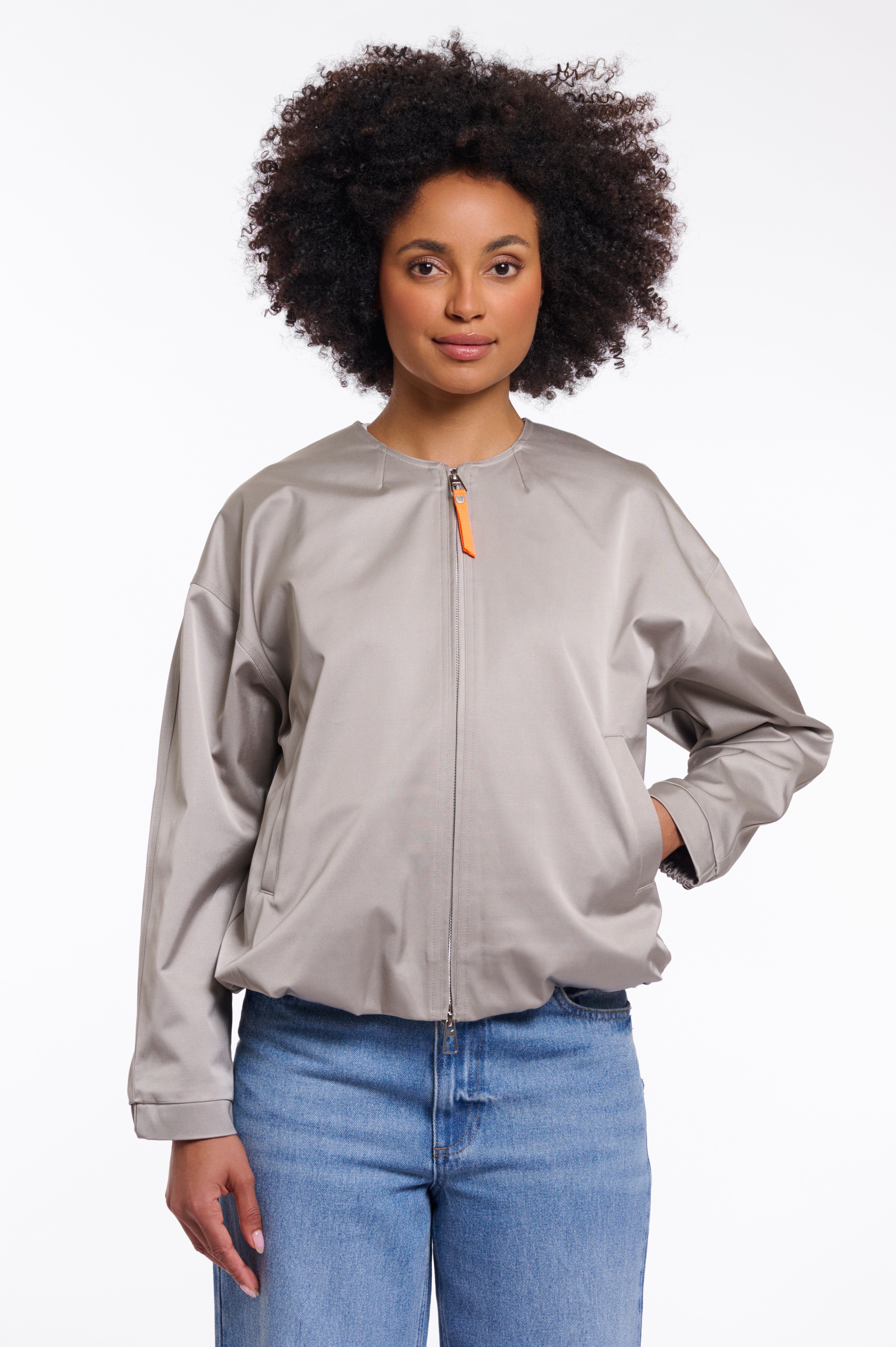 https://images.leder-international.becosoft.net/articles/Siem.7002621_Light-Grey_01.jpg