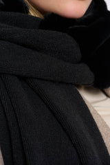 AW25 Rino & Pelle Knitted scarf with faux fur detail | Vlien