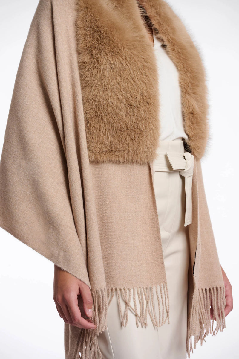 AW25 Rino & Pelle Cape with fur details|Wendy