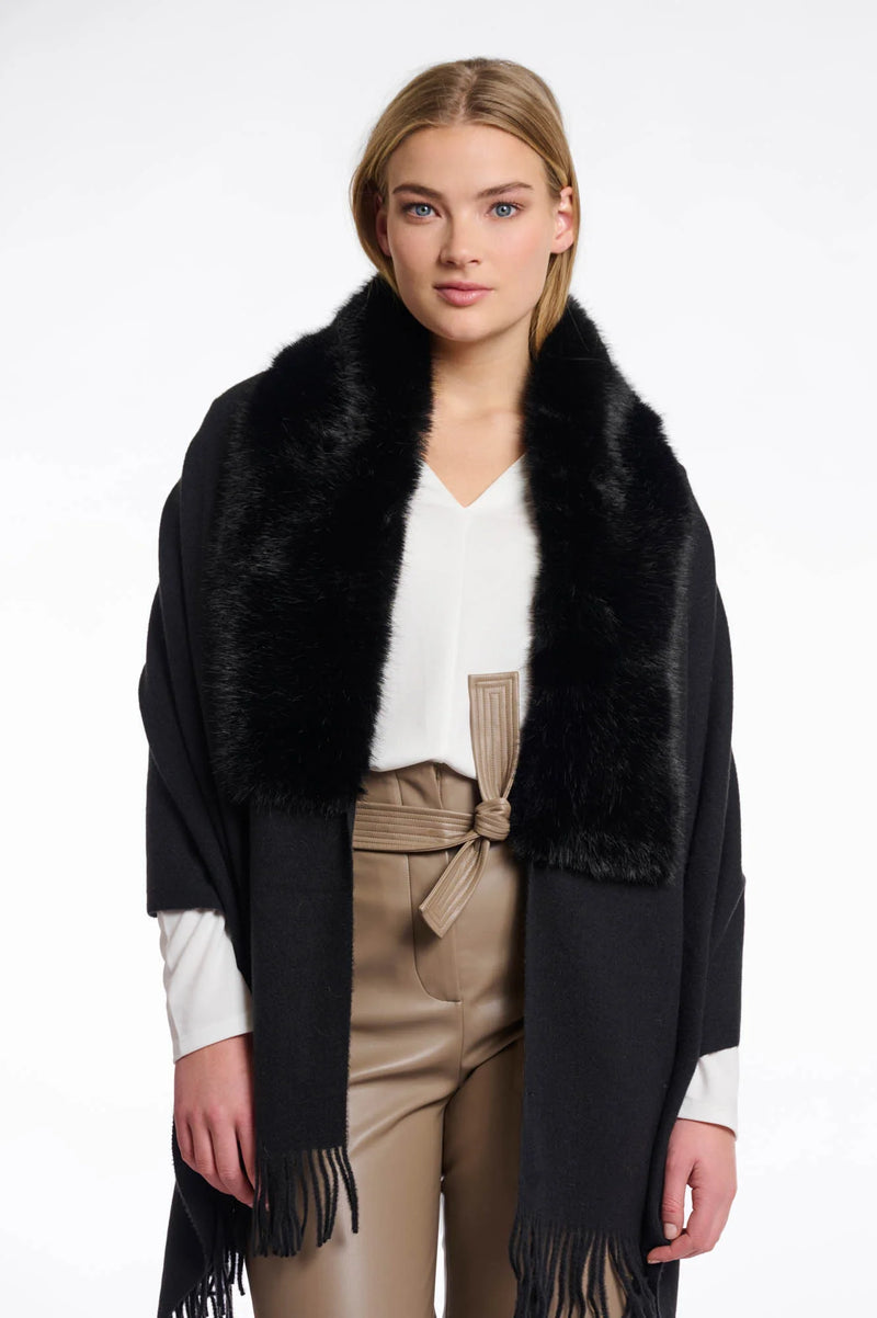 AW25 Rino & Pelle Cape with fur details|Wendy