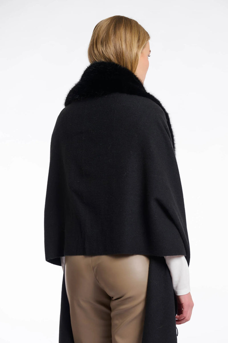 AW25 Rino & Pelle Cape with fur details|Wendy