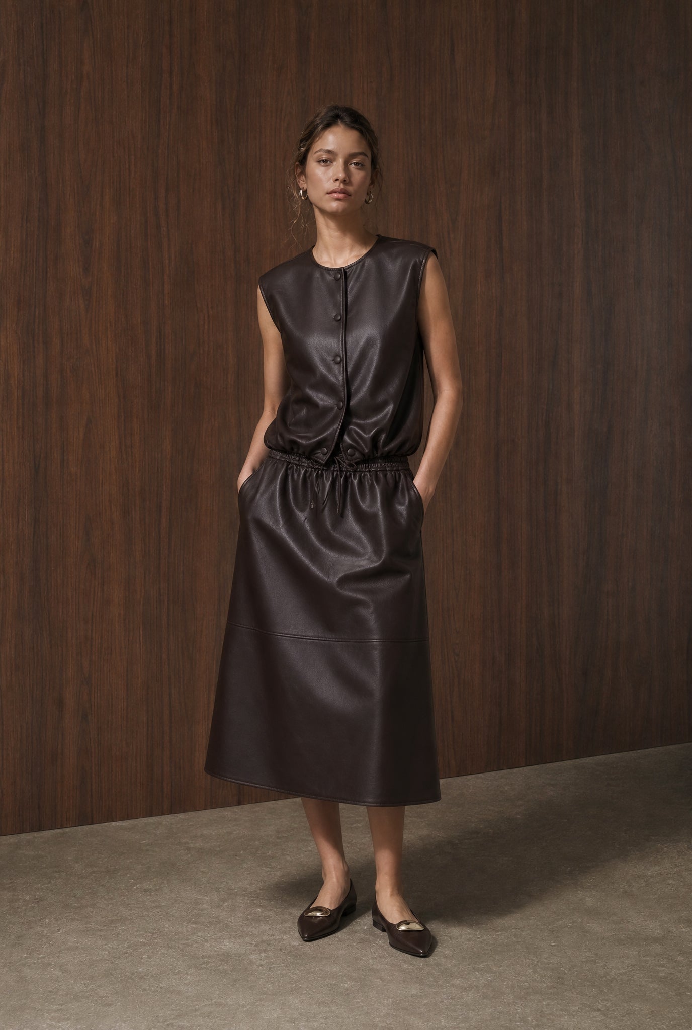 https://cdn.shopify.com/s/files/1/0368/5521/8235/files/jane-lushka-aw26-90939-3-02.jpg