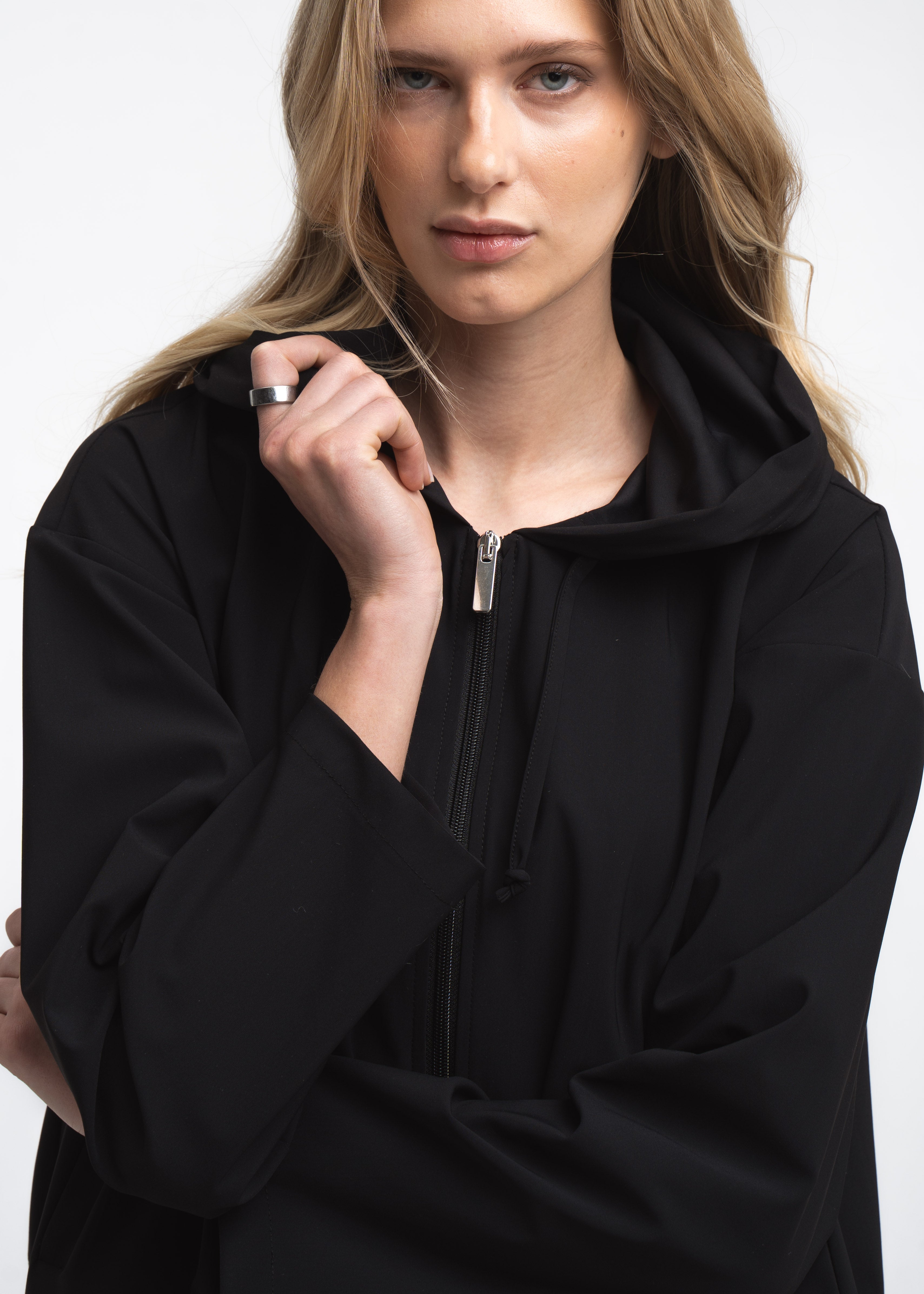 https://cdn.shopify.com/s/files/1/0368/5521/8235/files/jane-lushka-aw26-U12610P4-099-06.jpg