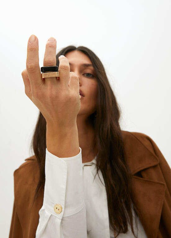 AW25 Lola Casademunt Pack of two-tone square rings