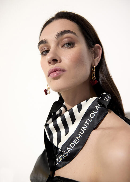 https://b2b.lolacasademunt.com/personalizado/Productos/lf2607036_2n0_11.jpg