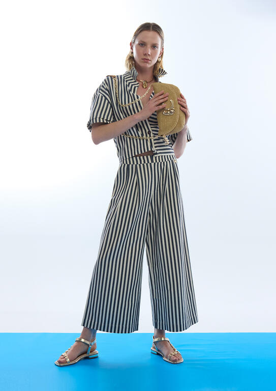SS26 LOLA CASADEMUNTSHIRT | TRINIDAD
