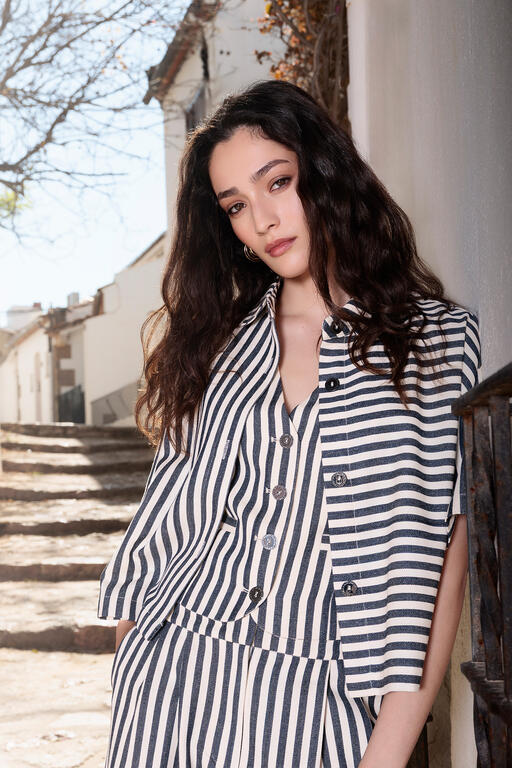 https://b2b.lolacasademunt.com/personalizado/Productos/ls2615001_207_2.jpg