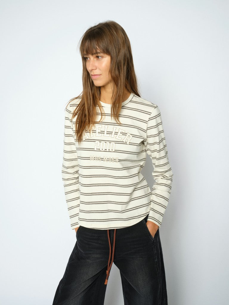 https://cdn.shopify.com/s/files/1/0368/5521/8235/files/olives-mos-mosh-aw26-180630-160-04-hollow-front_4d40e042-231d-4b9a-8ef8-1f02ed31acdd.jpg?v=1786619267