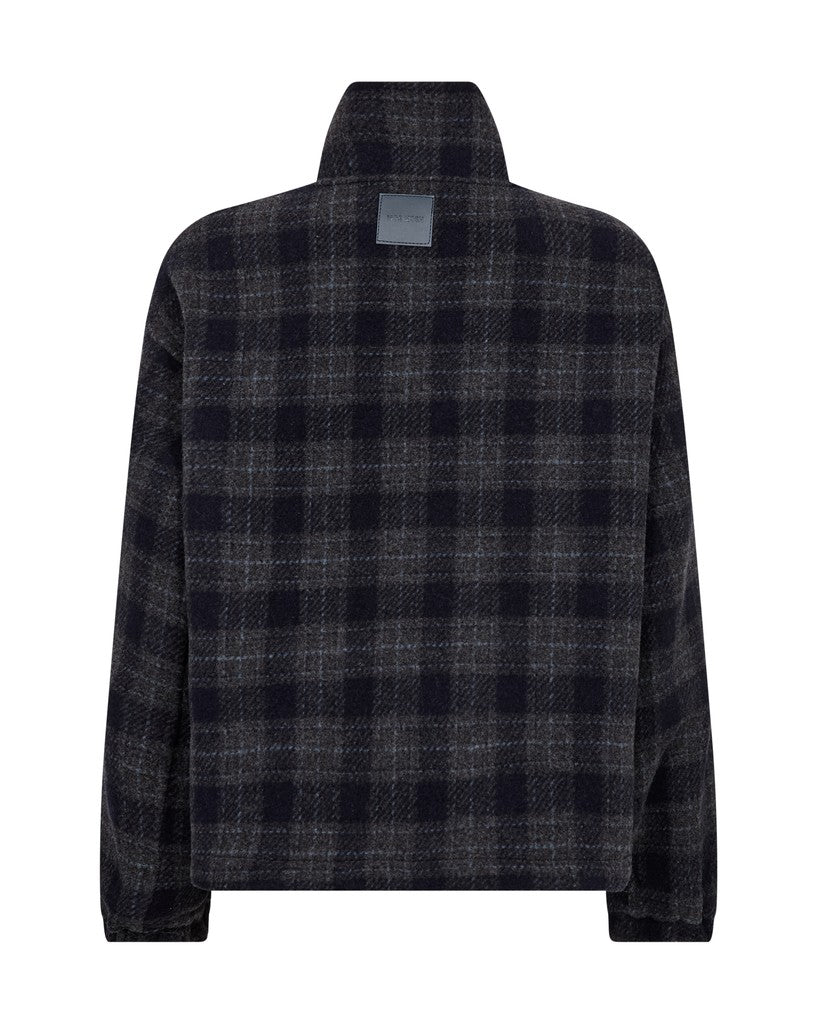 https://cdn.shopify.com/s/files/1/0368/5521/8235/files/olives-mos-mosh-aw26-181420-468-02-model-front.jpg