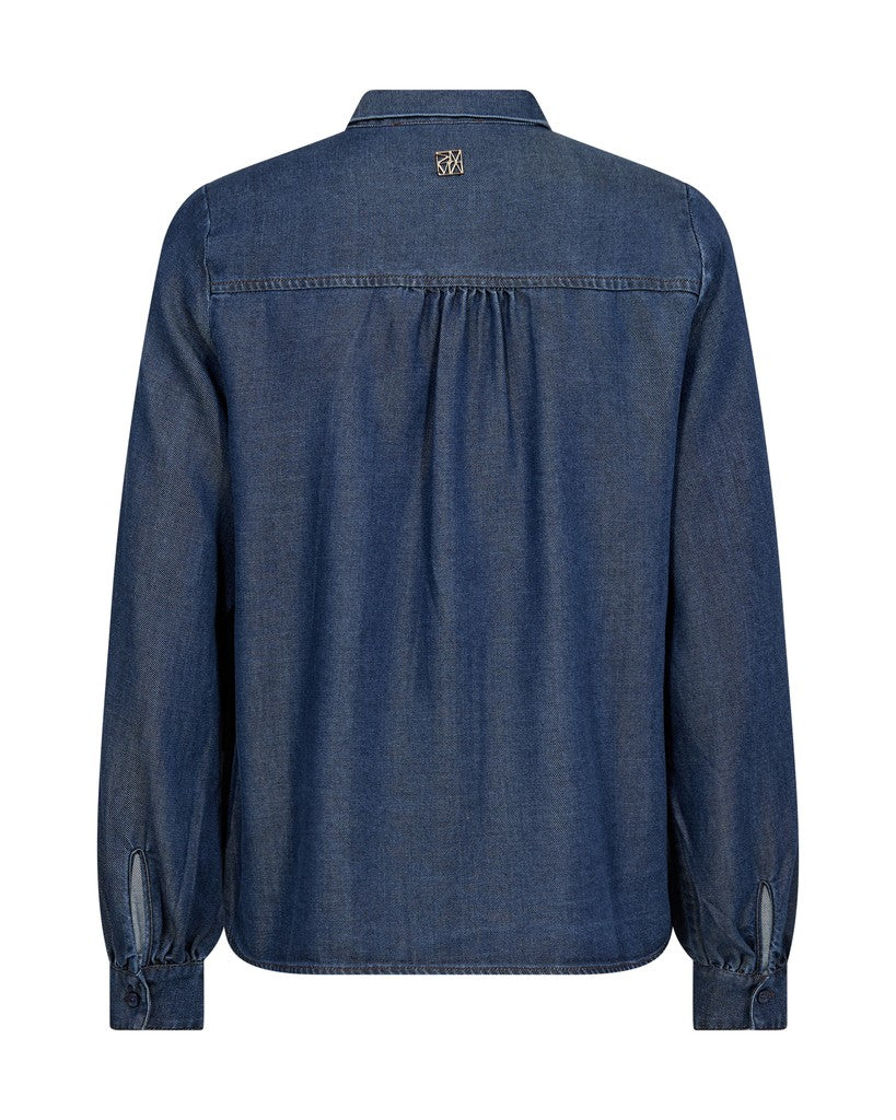 https://cdn.shopify.com/s/files/1/0368/5521/8235/files/olives-mos-mosh-aw26-181860-447-02-model-front.jpg