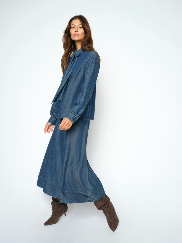 https://cdn.shopify.com/s/files/1/0368/5521/8235/files/olives-mos-mosh-aw26-181860-447-03-hollow-back.jpg