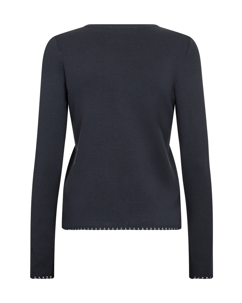 https://cdn.shopify.com/s/files/1/0368/5521/8235/files/olives-mos-mosh-aw26-181870-468-02-model-front.jpg
