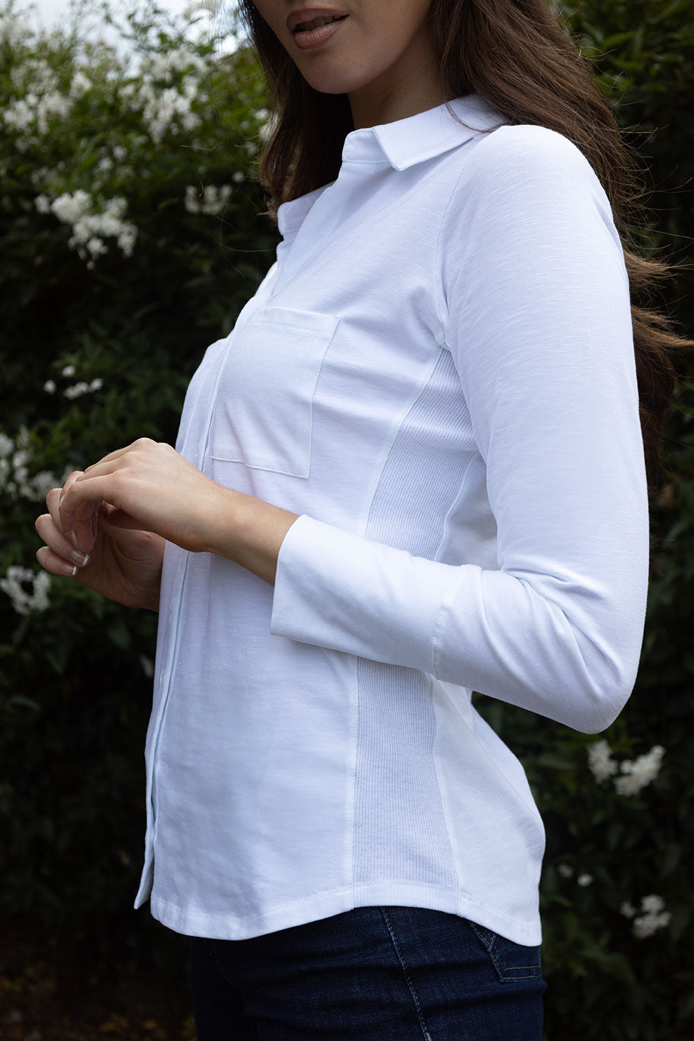 https://cdn.shopify.com/s/files/1/0368/5521/8235/files/olives-no2moro-aw26-izzy-white-10.jpg