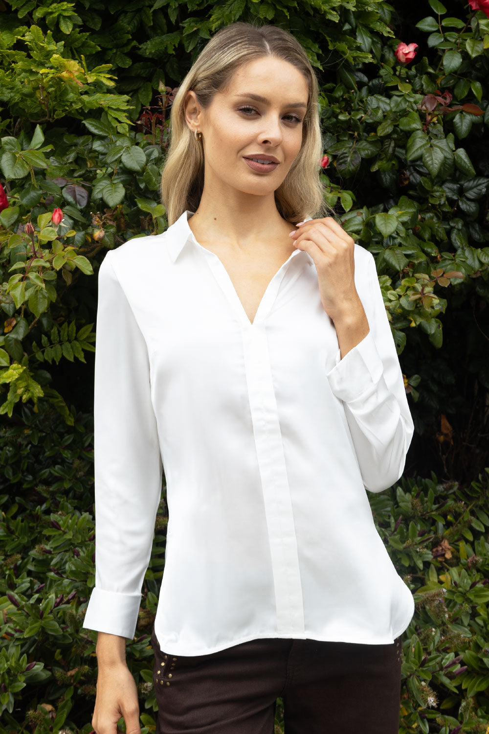 https://cdn.shopify.com/s/files/1/0368/5521/8235/files/olives-no2moro-aw26-joy-ivory-06.jpg